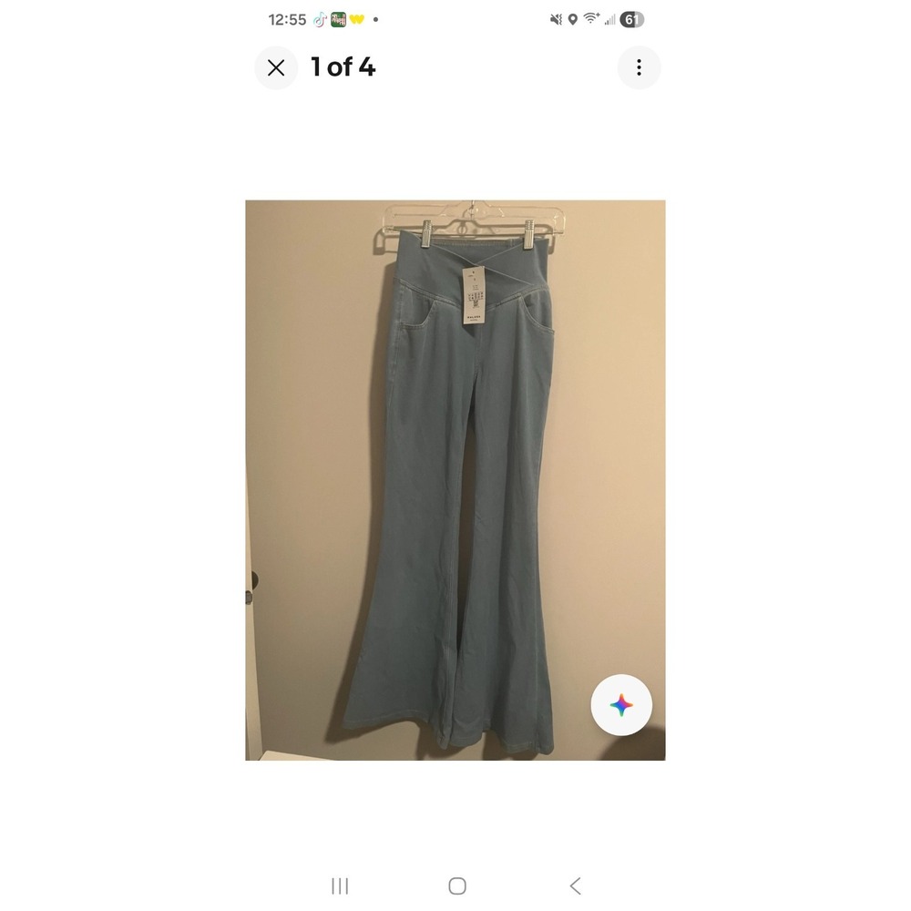 Halara Women's small Flare Leg "PLAY IT MY WAY" Pants Pockets stretchy NWT new